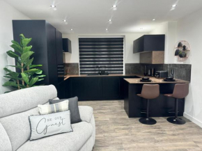 Modern Flat With Free Parking